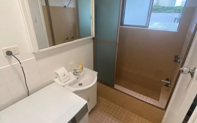 Paradise Towers Surfers Paradise