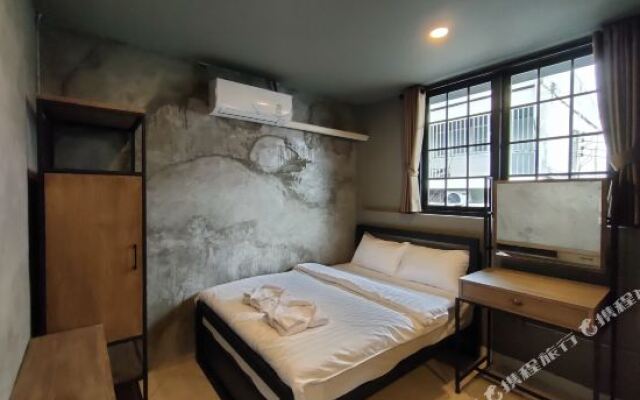 Premier Hostel Chiang Mai