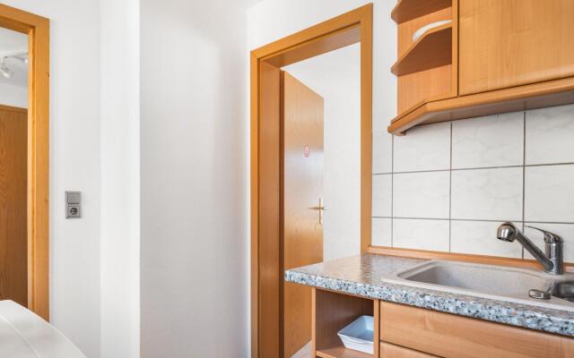 Stylish Apartment With Terrace in Sonneberg