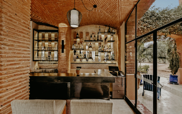 Adama Hotel