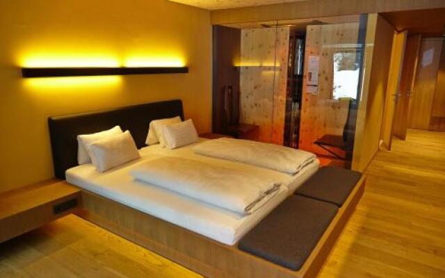 Chalet Gradonna Mountain Resort.1