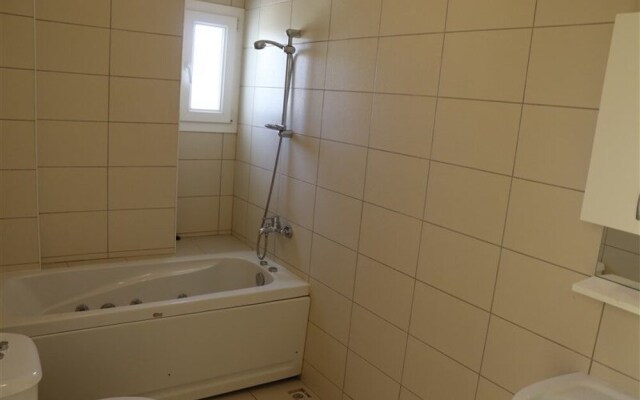 Villa Azelya 2 by Villamnet