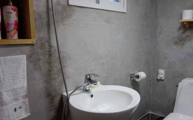Gaeunchae Hanok Guesthouse Jeonju