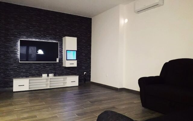 Restful Holiday Home in Starigrad-Paklenica with Balcony