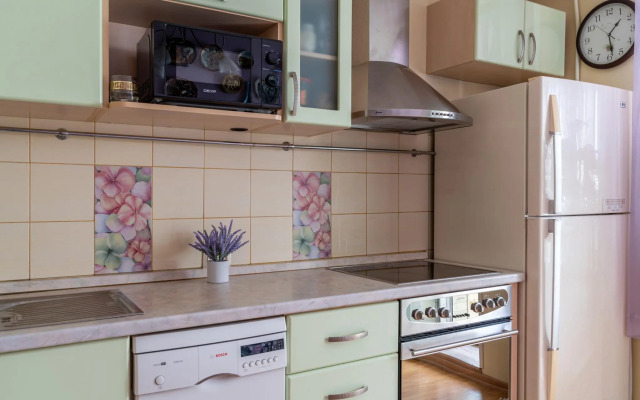 Апартаменты на проспекте Острякова 26