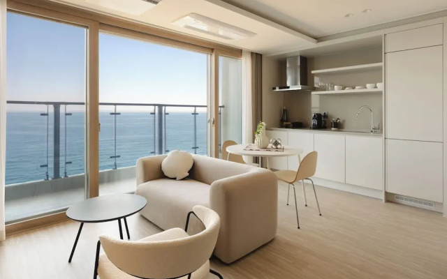 Plott The One Sokcho Xiella The Beach