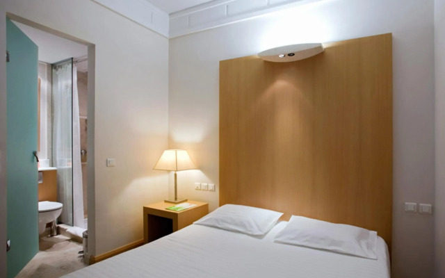 Central Athens Hotel