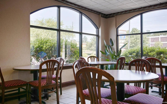 Best Western Executive Inn & Suites