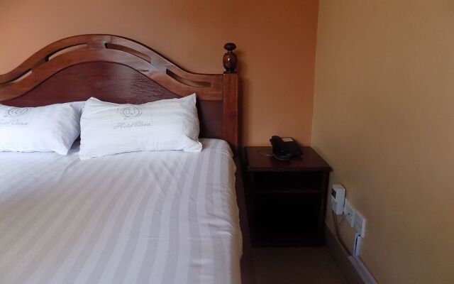 Olina Hotel and Apartments