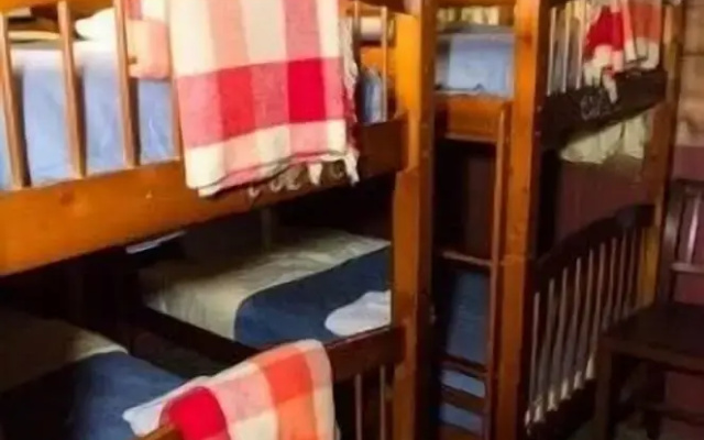 Mt. Baker Lodging  Cabin 44 (Sleeps 6)