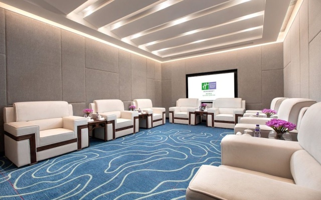 Holiday Inn Express Guiyang Qingyan – Lobby – Guiyang
