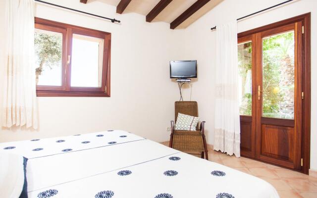 SA FONT - Villa for 6 people in Petra.