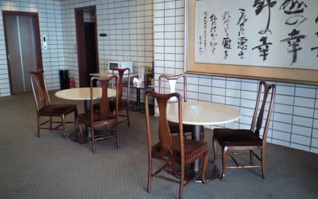 Sky Hotel Uozu Annex