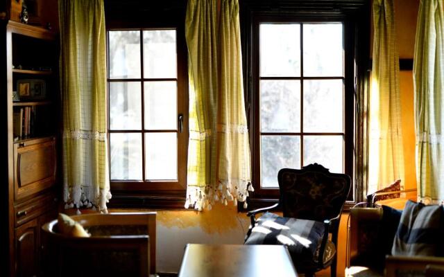 Chamurkov Guest House