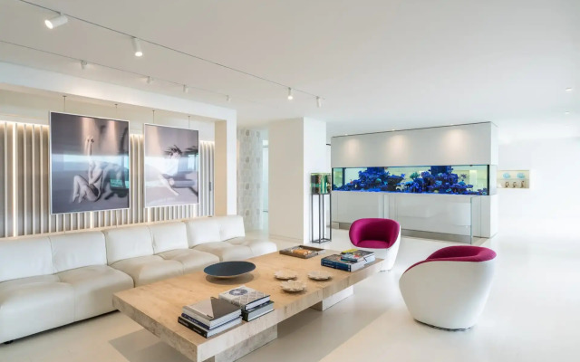 The Every Athens Beachfront Retreat