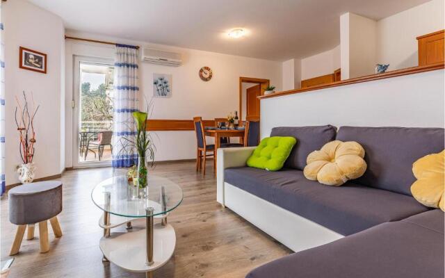 Stunning Apartment in Pula With Wifi and 2 Bedrooms