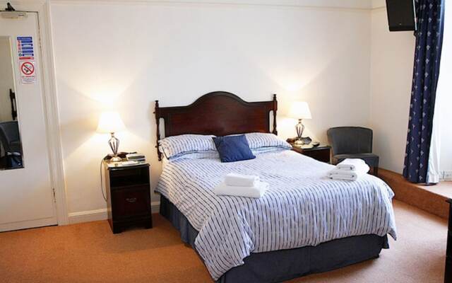 The Black Swan Hotel