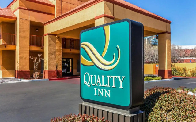 Super 8 Motel - Fresno/North CA