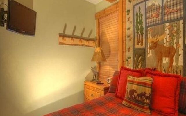 Double Eagle Condominiums