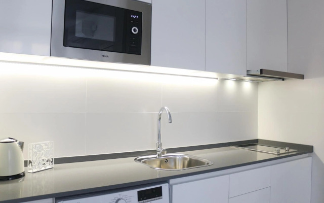 Balustrada Apartments