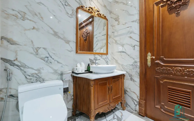 Luxe Paradise Suites Hotel