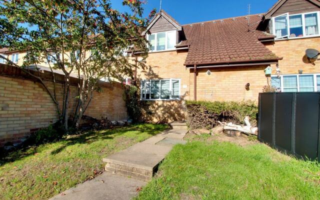 Modern One Bedroom House Welsh Harp