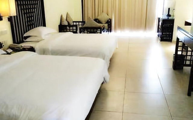 Yangpu Tianya Fashion Hotel