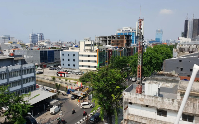 N3 Hotel Zainul Arifin