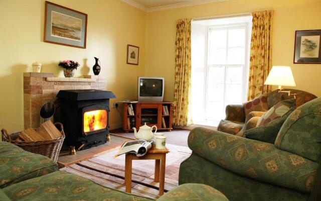 Inverawe Cottages