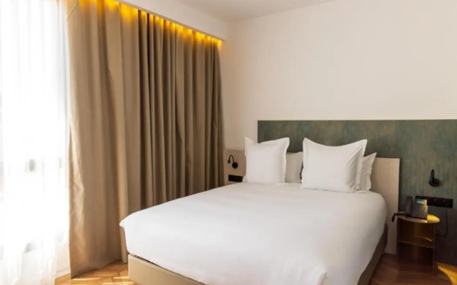 Diagonal Hotel