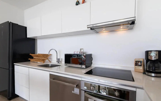 Dream Condo Between Beach and 5ta