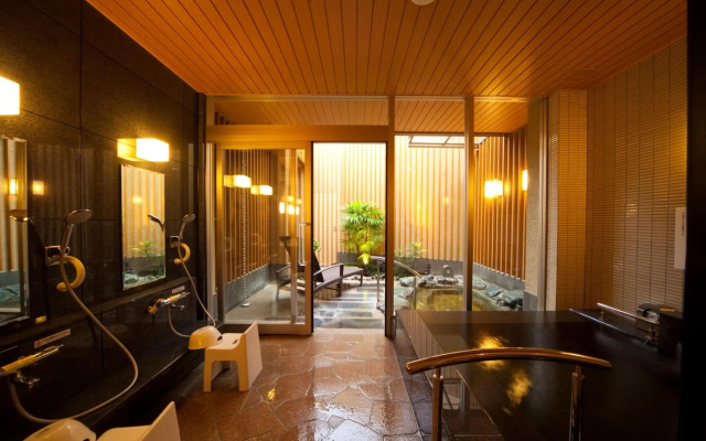 Kikunan Onsen UBL Hotel