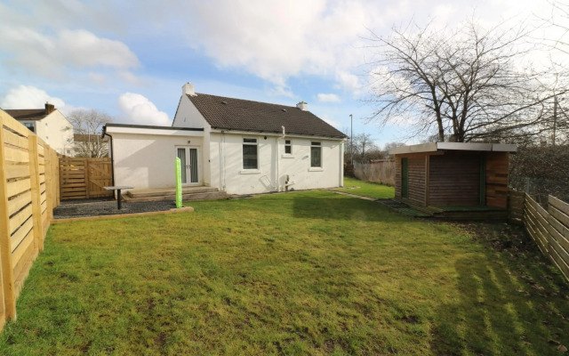 Railway Cottage - Maryhill