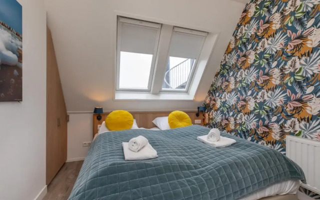 Wifi and Golden Beaches; Home