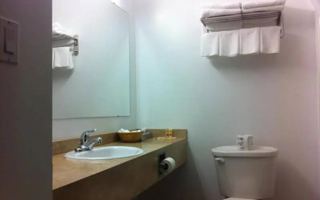 Econolodge Huntsville
