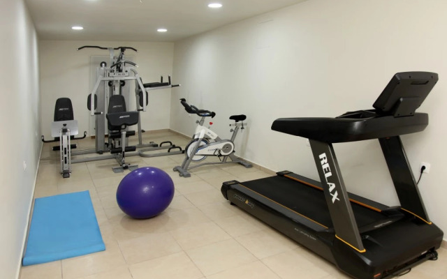 Euroxenia Marathon Hotel