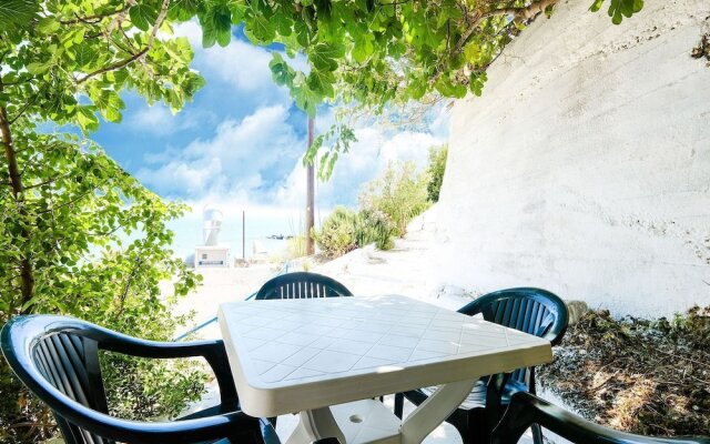 Dreamy Apartment In Therma With Garden Near Beach