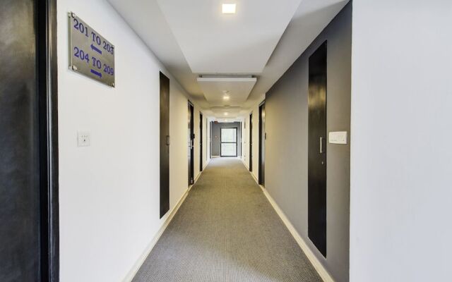 Edition O 30035 Esthell near Malar Hospital