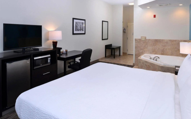 Lexington Inns and Suites Effingham