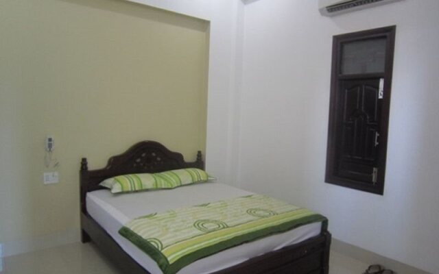Xuan Quang Hotel