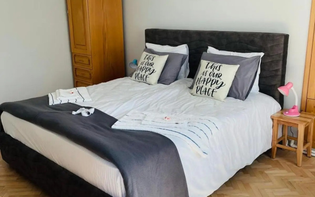 Spacious 1 Bedroom in Yerevan