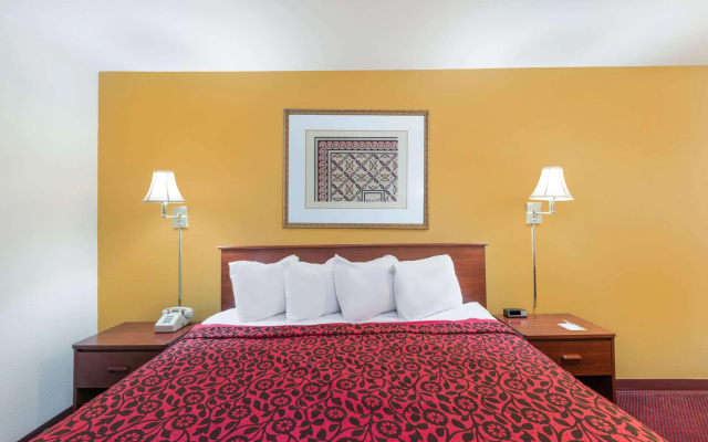Days Inn by Wyndham Andover