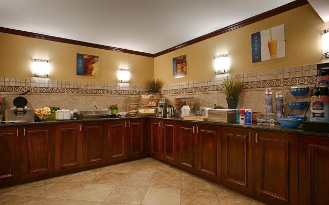 Best Western Intracoastal Inn