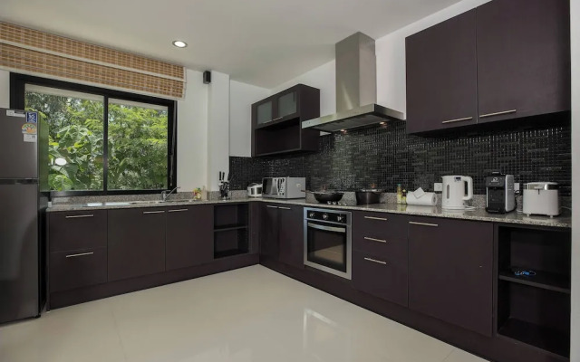 Designer 3BR Villa Silver Pool in Kamala