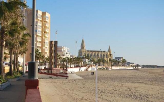Hostal Rompeolas