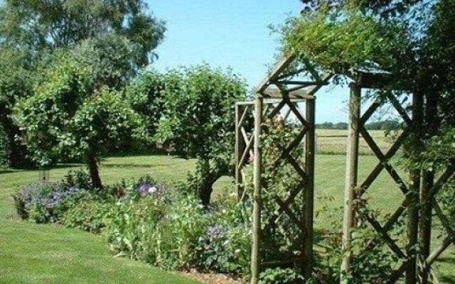 Medlar Cottage
