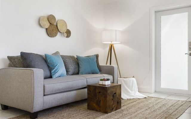 Alani Bay Premium Condos