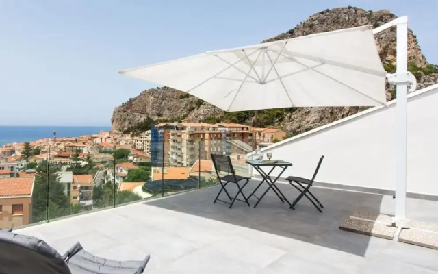 Una Terrazza Vista Mare su Cefal