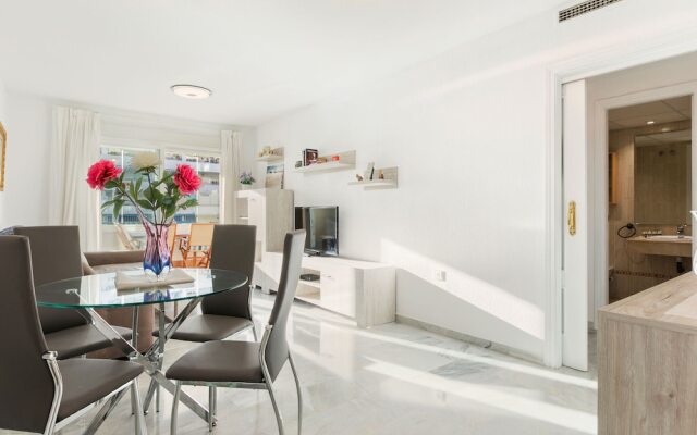 Pleasant Apartment in Marbella With Swimming Pool