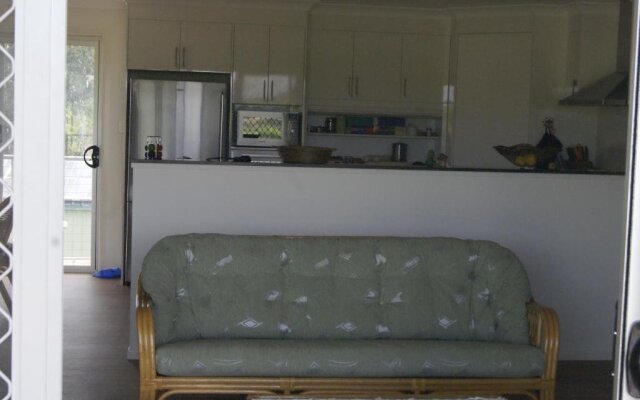 Taits Place Vineyard B & B